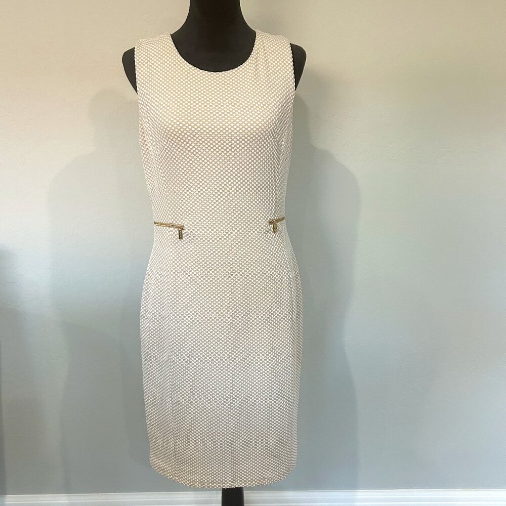 Calvin Klein Women's Sleeveless Sheath Dress in Tan and White, Size 10 - Picture 2 of 6